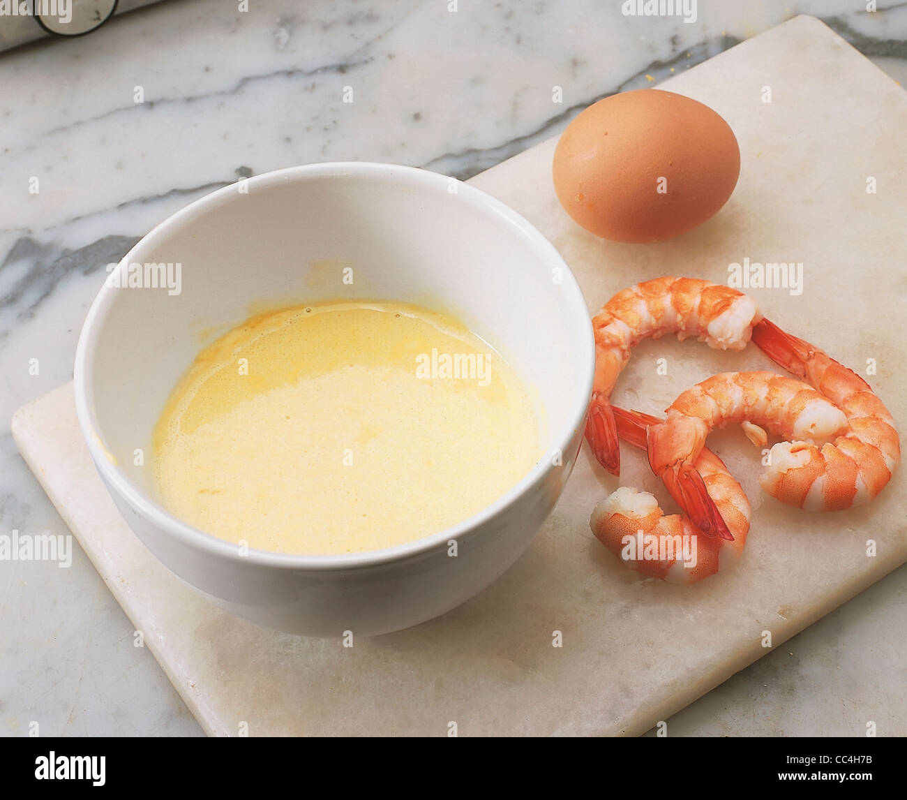 Cuisine: Chinese-Style Fried Shrimp Step 3 Stock Photo - Alamy