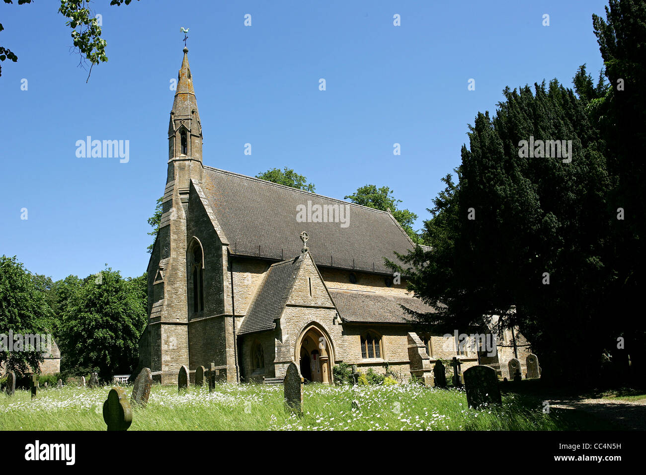 Milton Under Wychwood Church Cotswold Oxfordshire Stock Photo Alamy