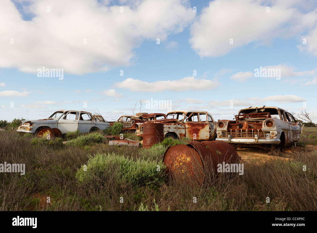 Abandoned car park desert hi-res stock photography and images - Alamy
