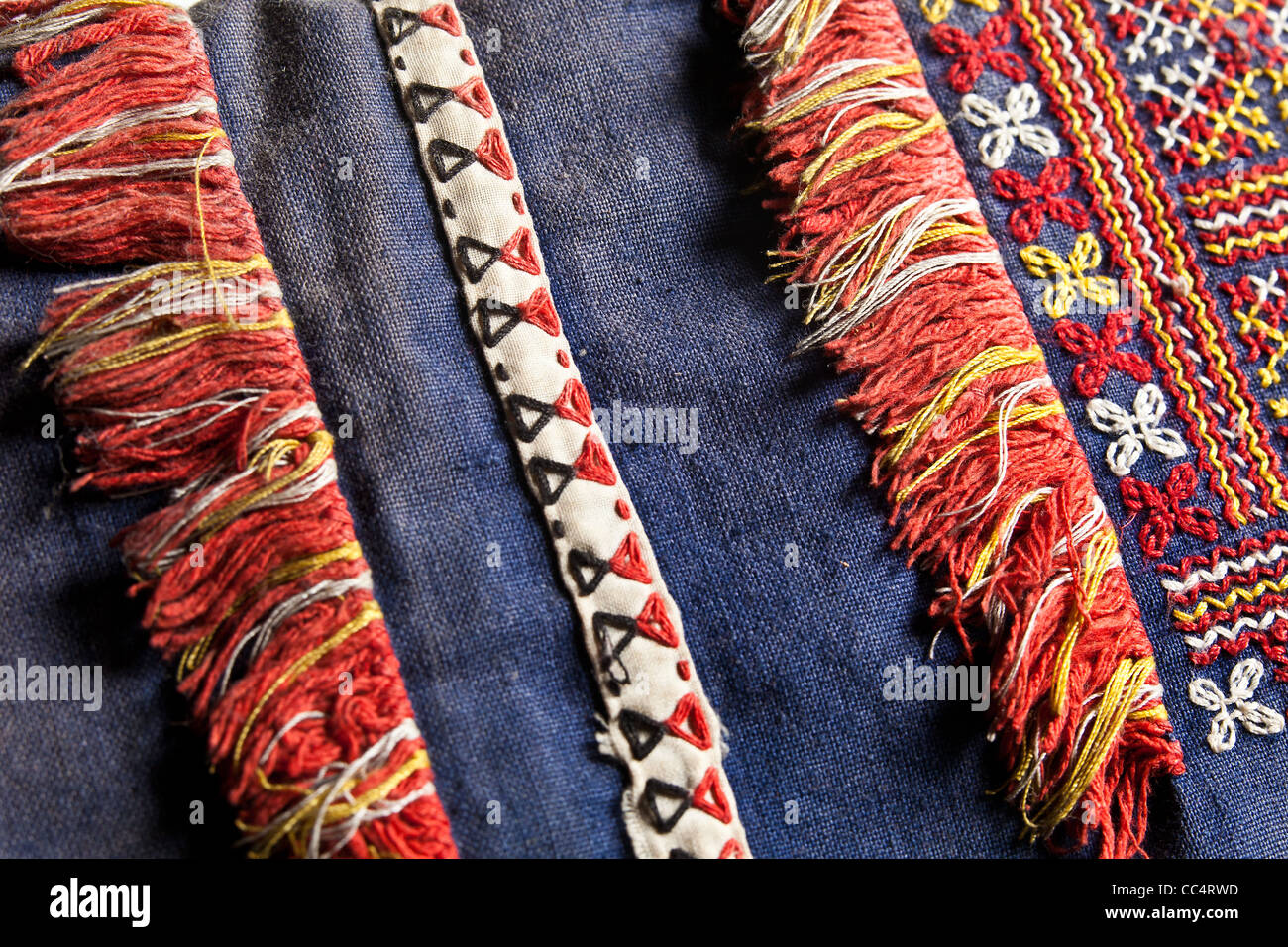 traditional woven clothing textiles & textile of the Philippines local