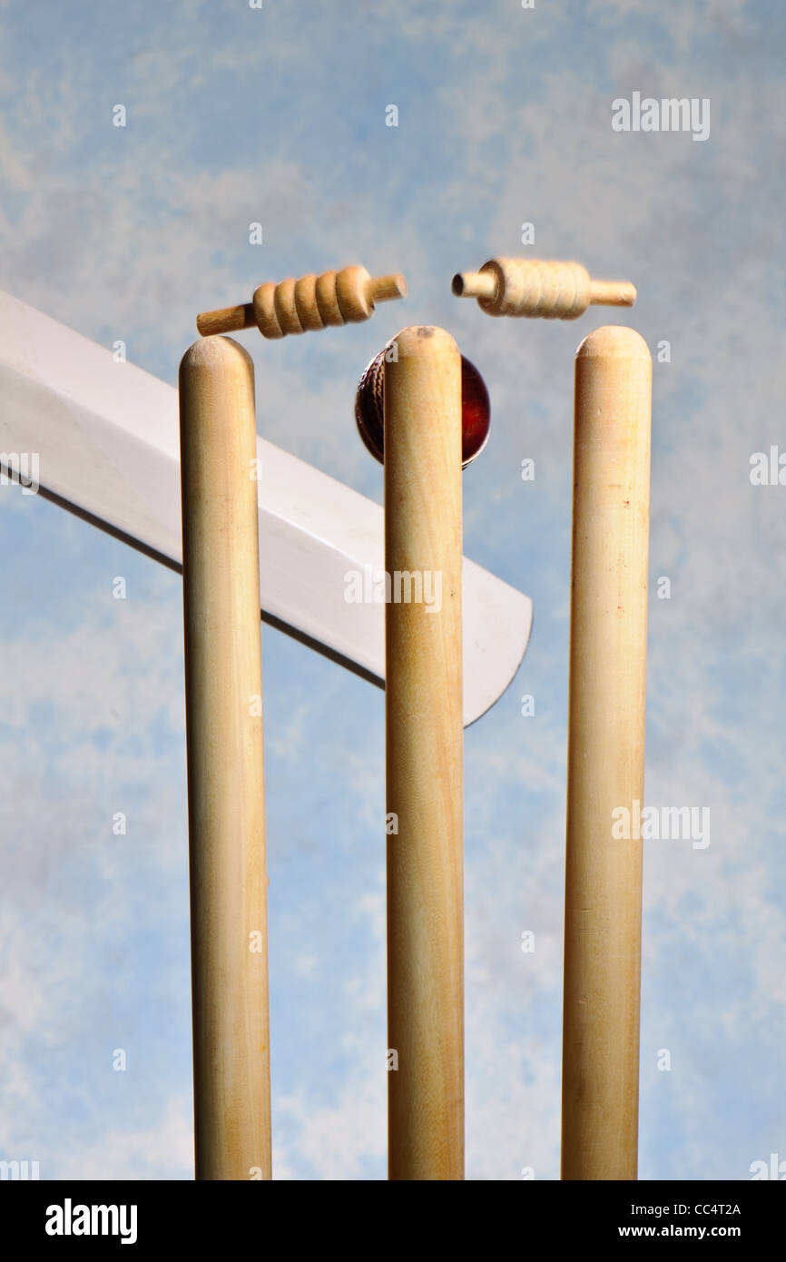 Cricket bat ball hires stock photography and images Alamy
