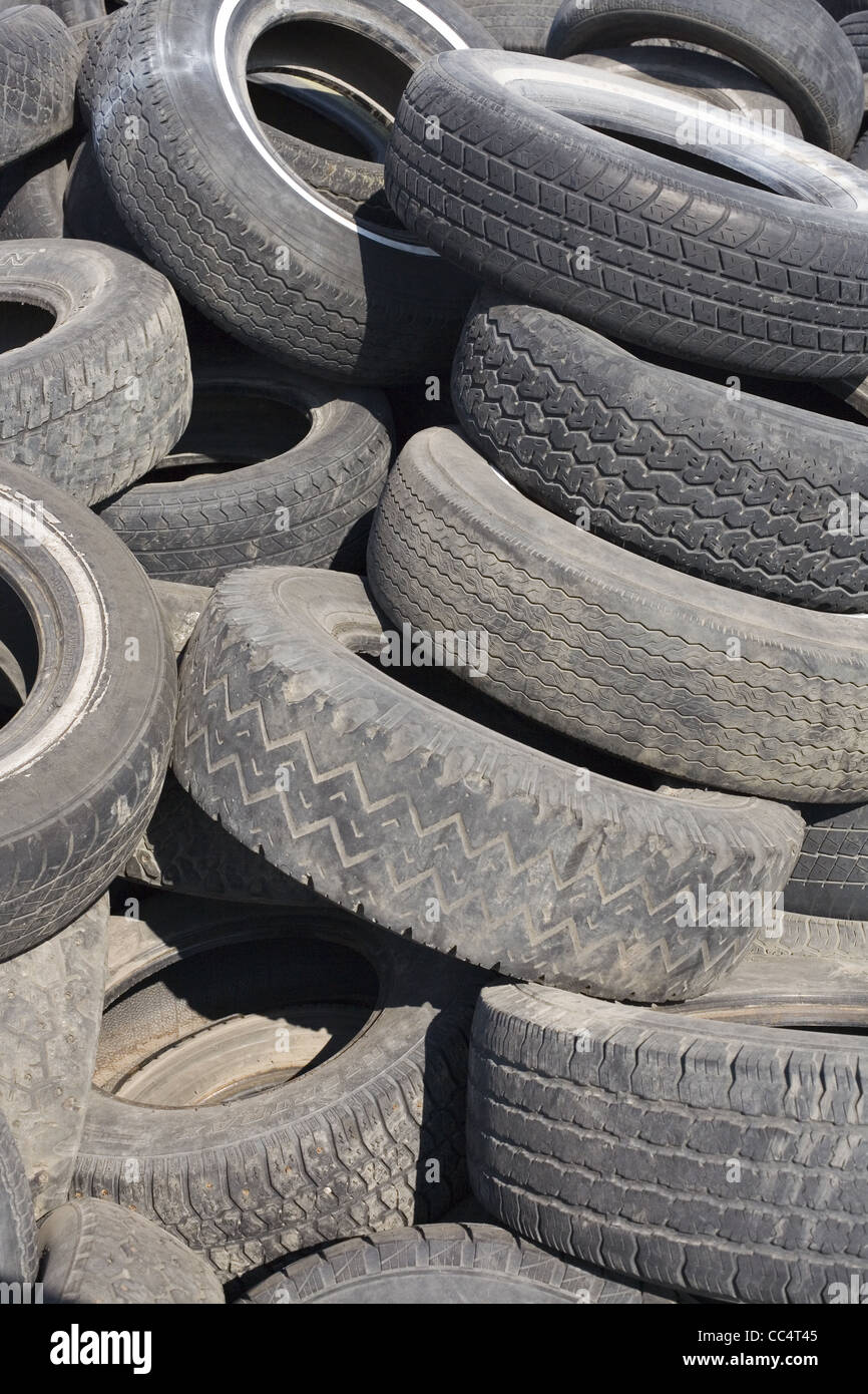 Piles Of Junk High Resolution Stock Photography and Images Alamy
