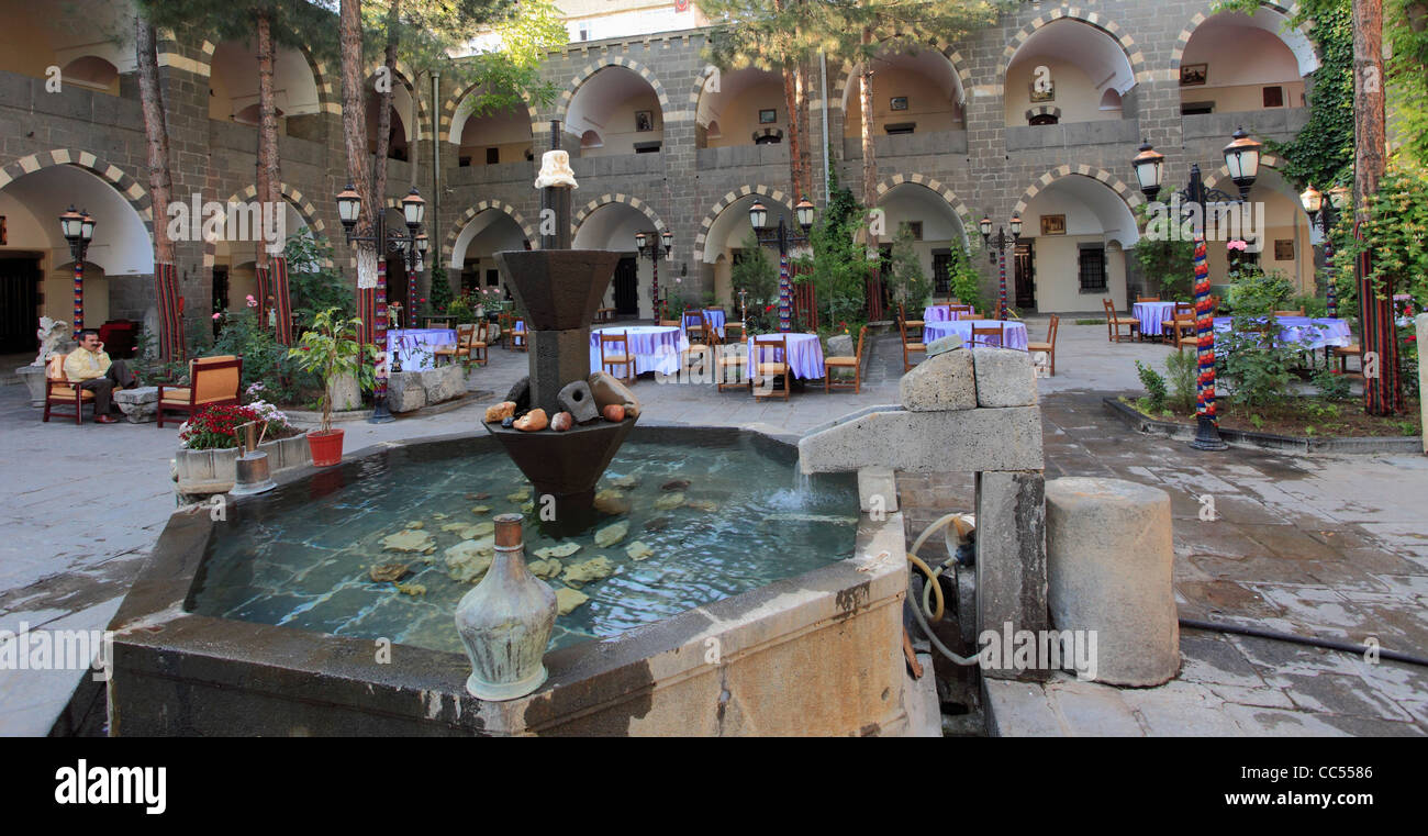 Turkey, Diyarbakir, Hotel Büyük Kervansaray, converted
