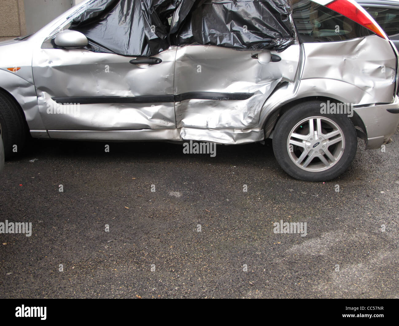 detail of crash accident damage to car Stock Photo Alamy