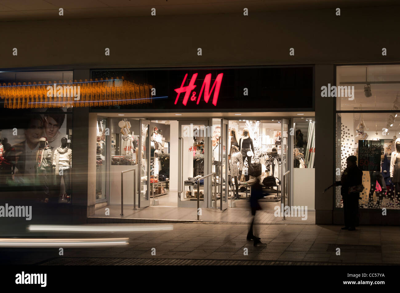 H&M store, Leamington Spa, England, UK Stock Photo - Alamy