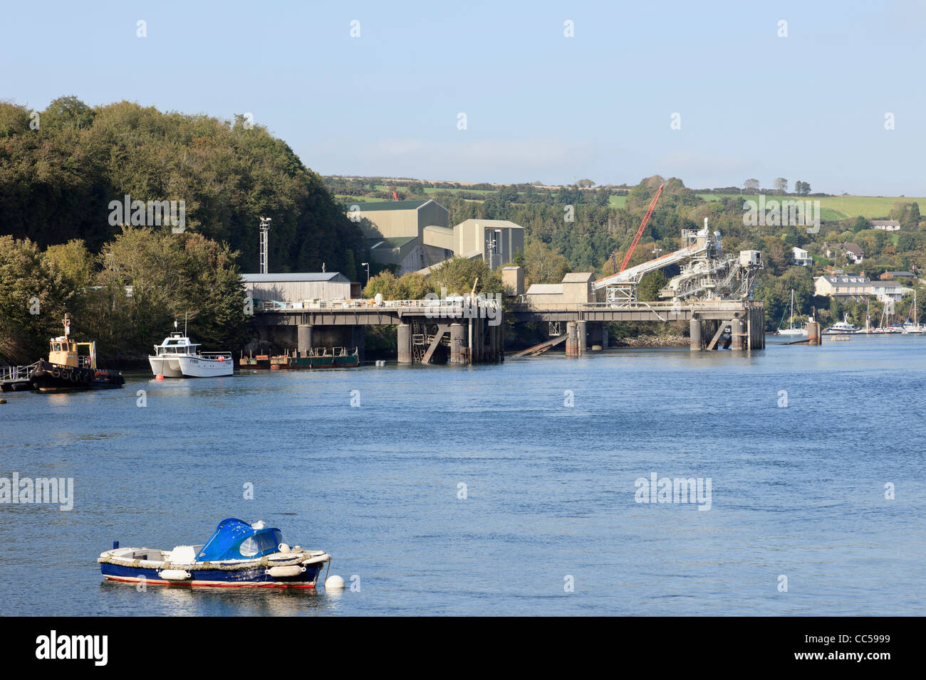 China clay jetties in the port on the Fowey River. Fowey, Cornwall, England, UK, Britain. Stock Photo