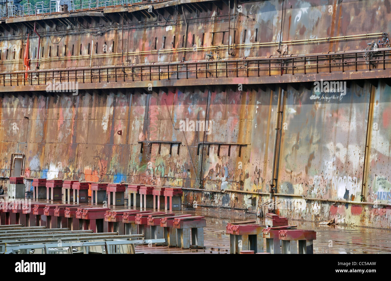 naval shipyards Stock Photo Alamy