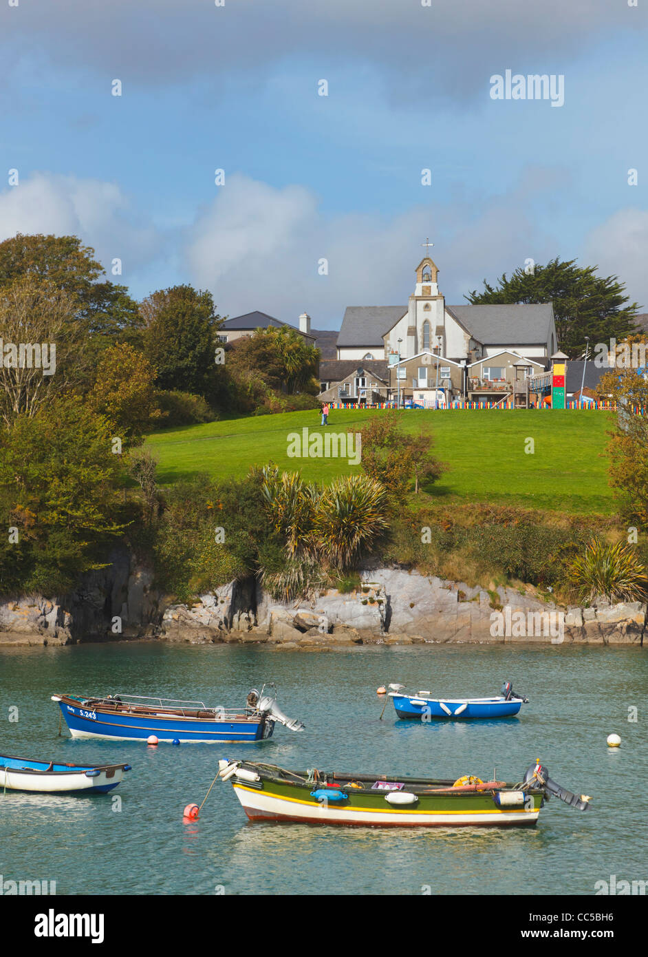 Schull harbour co cork ireland hires stock photography and images Alamy