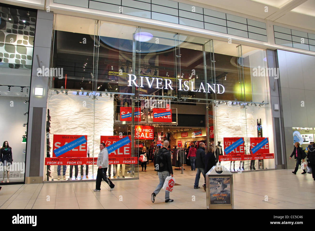 River Island store, Eldon Square Shopping Centre, Newcastle upon Tyne, Tyne and Wear, England River Island store, Eldon Square Shopping Centre, Newcastle upon Tyne, Tyne and Wear, England