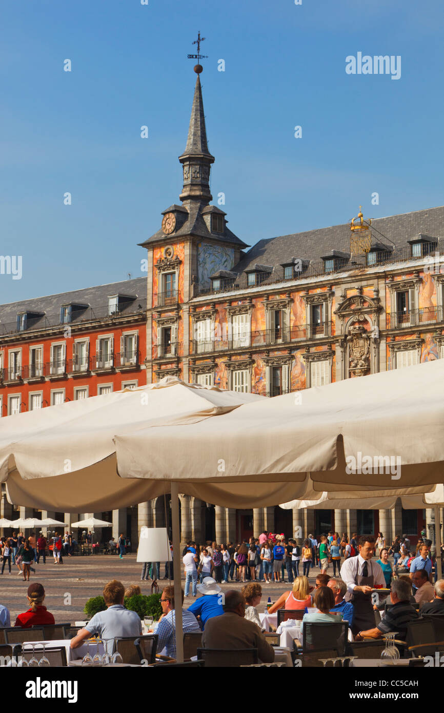 Plaza mayor madrid clock tower hi-res stock photography and images - Alamy