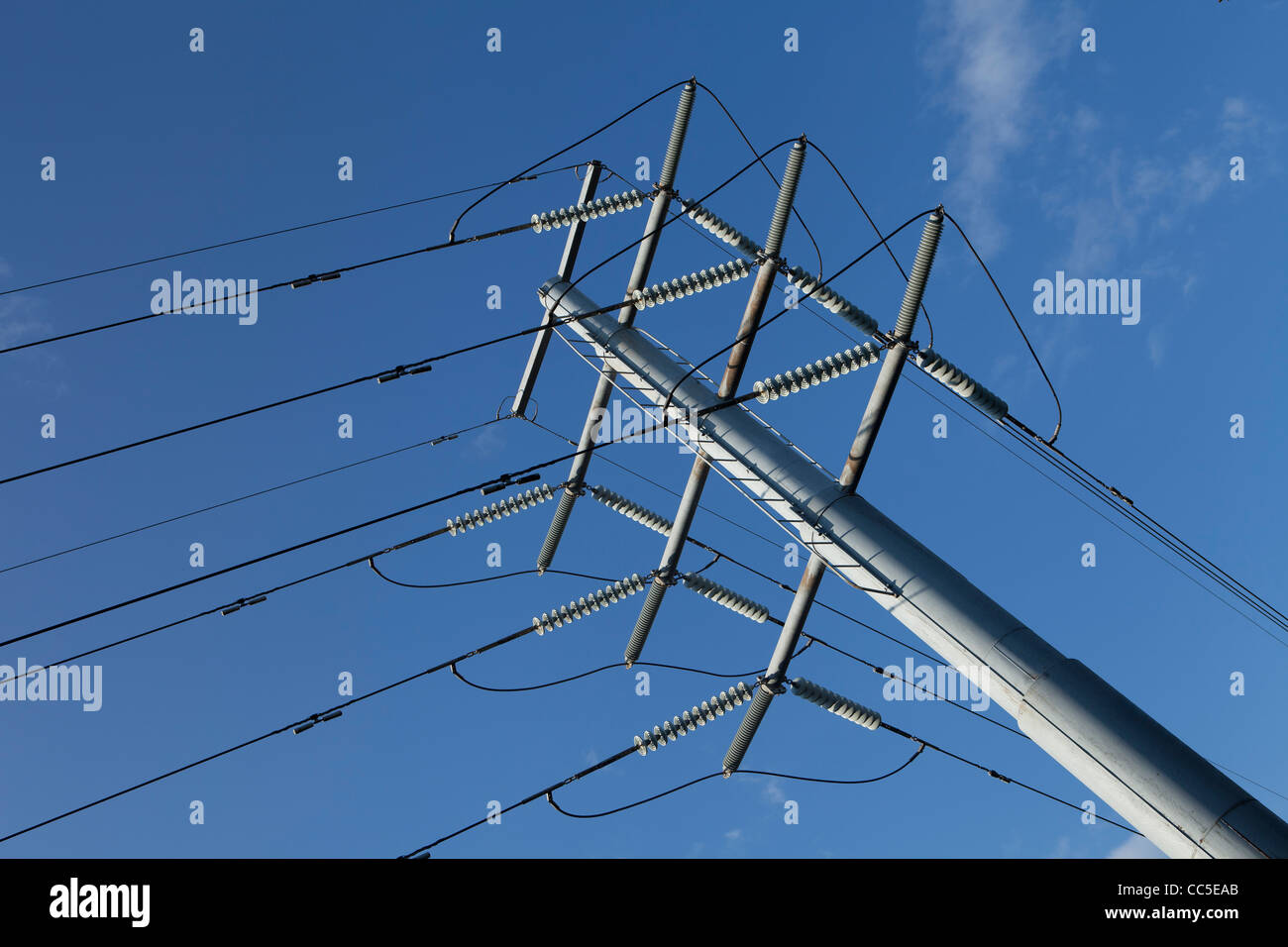 Connection Pylon Electricity pylon and wires hi-res stock photography and images - Alamy