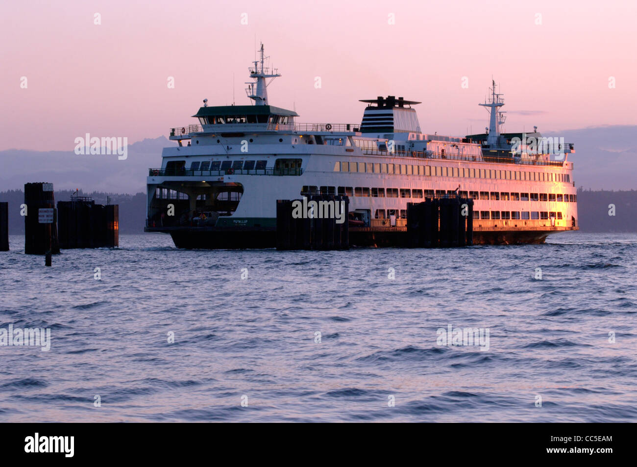 KingstonEdmonds Ferry sails across the Puget Sound at sunset, Seattle