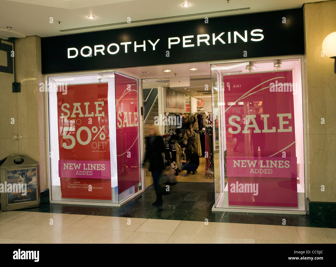 Dorothy perkins shop hi-res stock photography and images - Alamy