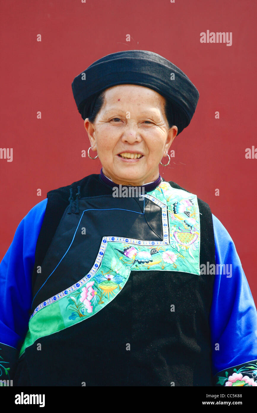 Elerly Buddhist nun looking at camera, Temple of Heaven, Beijing, China Stock Photo