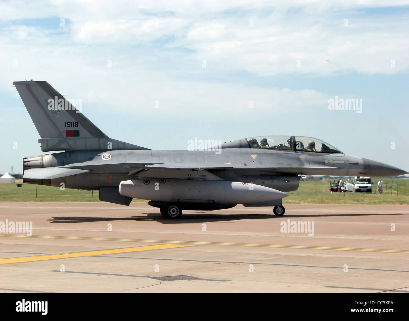 Twin seat aircraft High Resolution Stock Photography and Images - Alamy