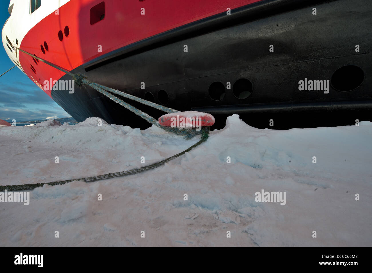 Ship At The Quay Stock Photo Alamy ship-at-the-quay-stock-photo-alamy