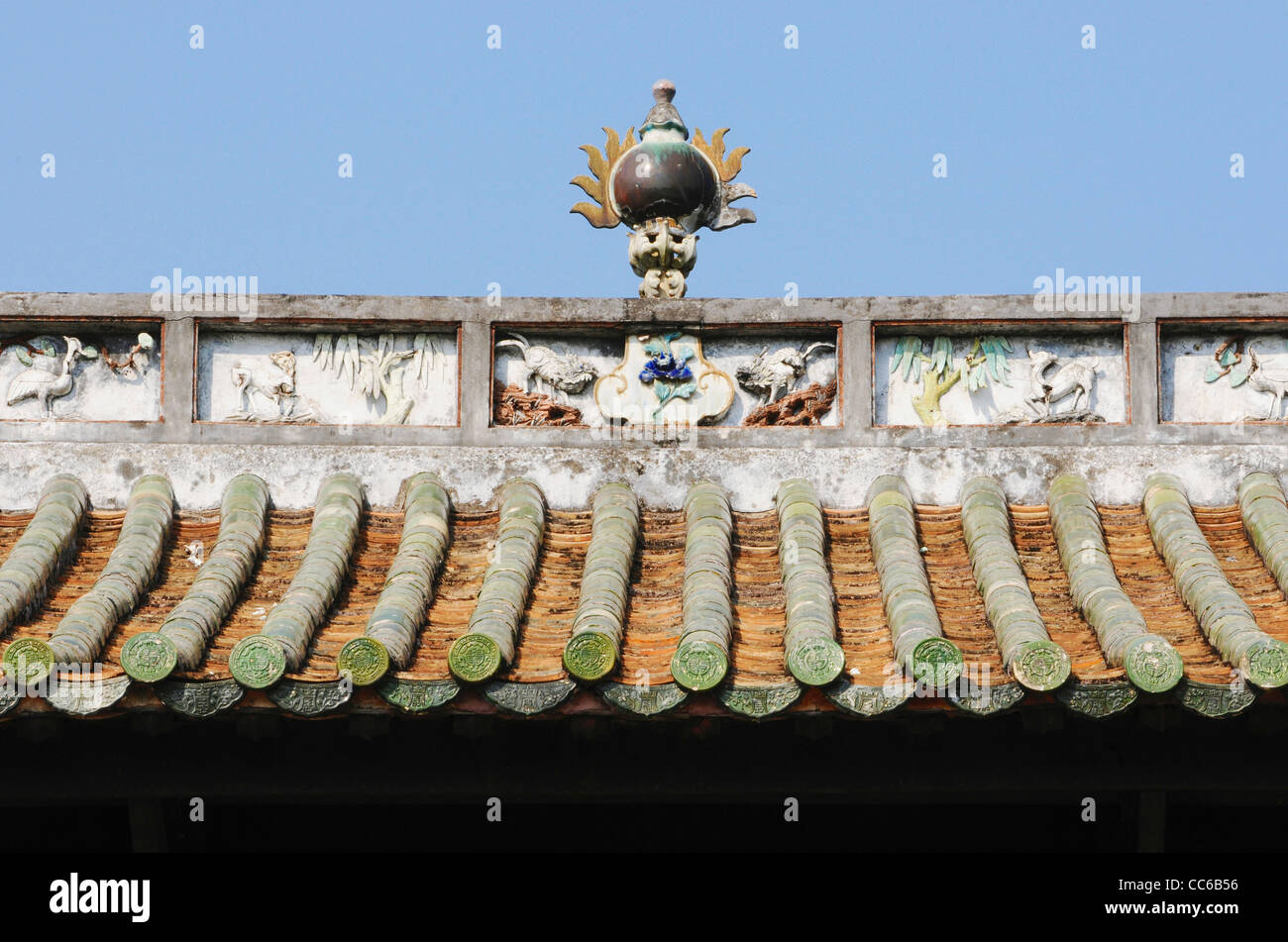 Decorated roof of Zhenwu Pavilion, Yulin, Guangxi , China Stock Photo