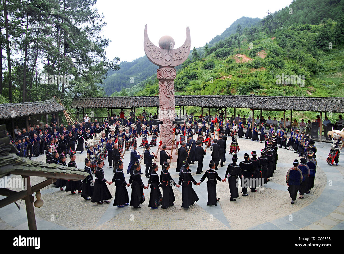 Miao people performing traditional dance, Nanhua Miao Village, Qiandongnan Miao and Dong Autonomous Prefecture, Guizhou, China Stock Photo