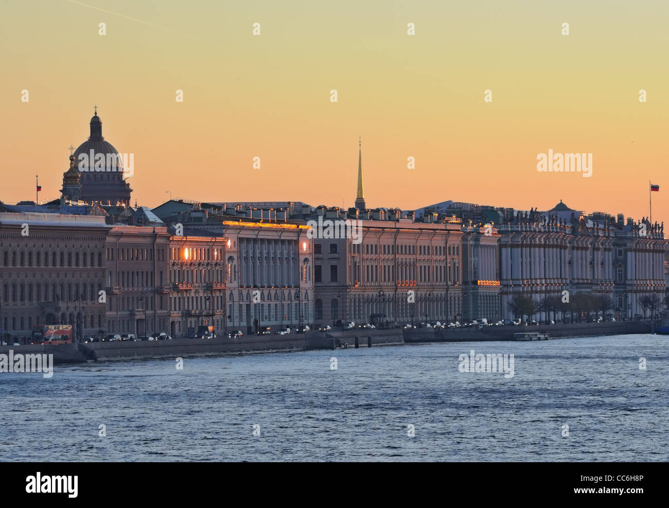 The palace neva river hi-res stock photography and images - Alamy