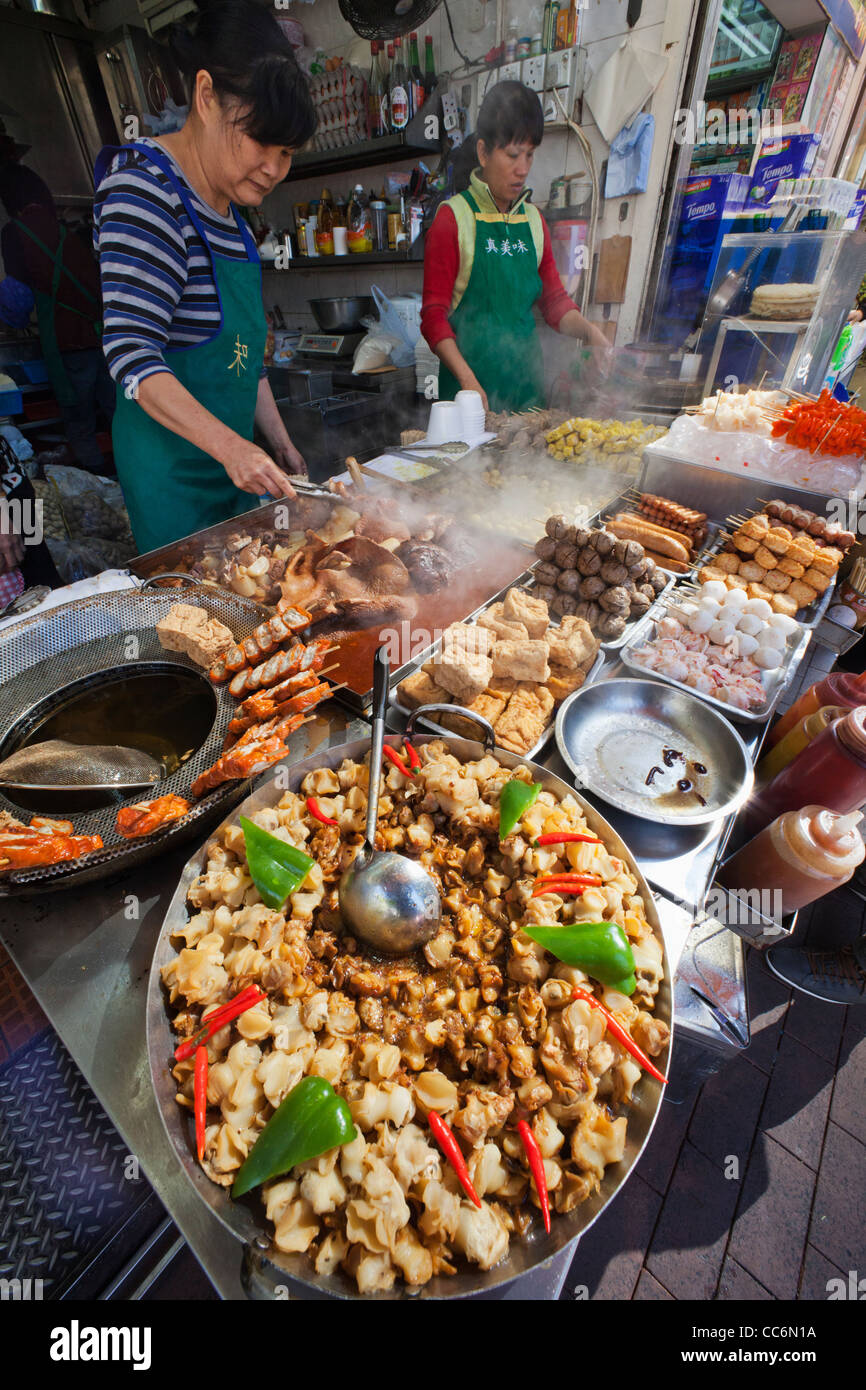 China, Hong Kong, Mong Kok, Chinese Street Food Stall Stock Photo - Alamy