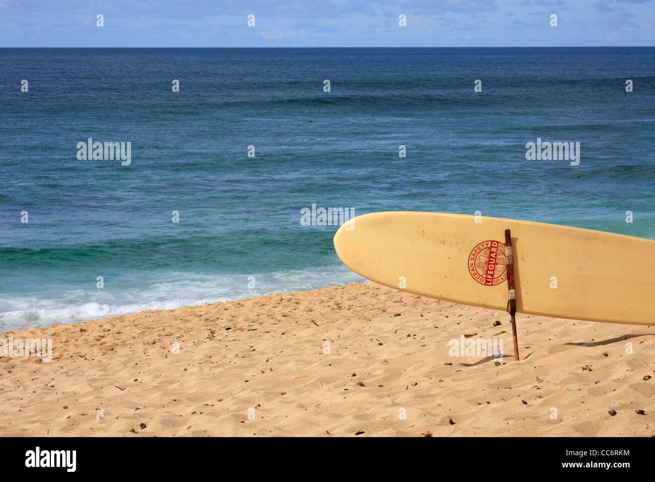 Surfboard at a hawaiian beach Stock Photo Alamy