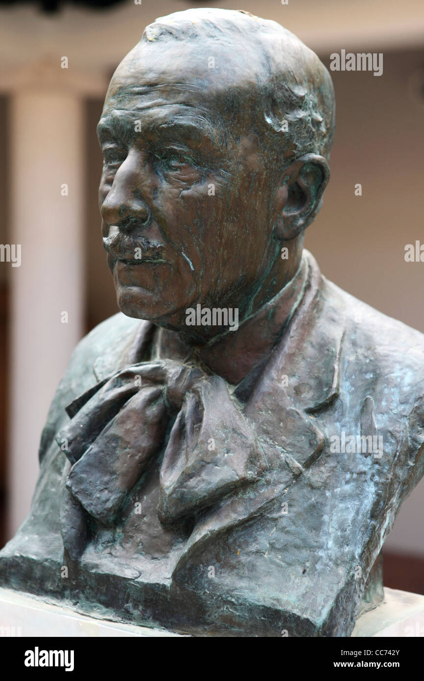 Bust of the Portuguese artist Jose Malhoa (1855 -1933) at Caldas da ...