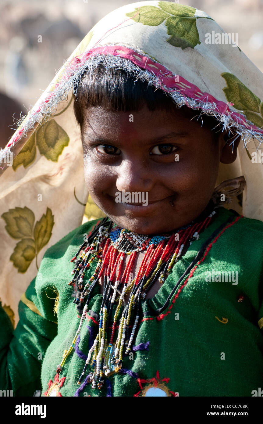 Indian girl pushkar rajasthan india hi-res stock photography and images ...