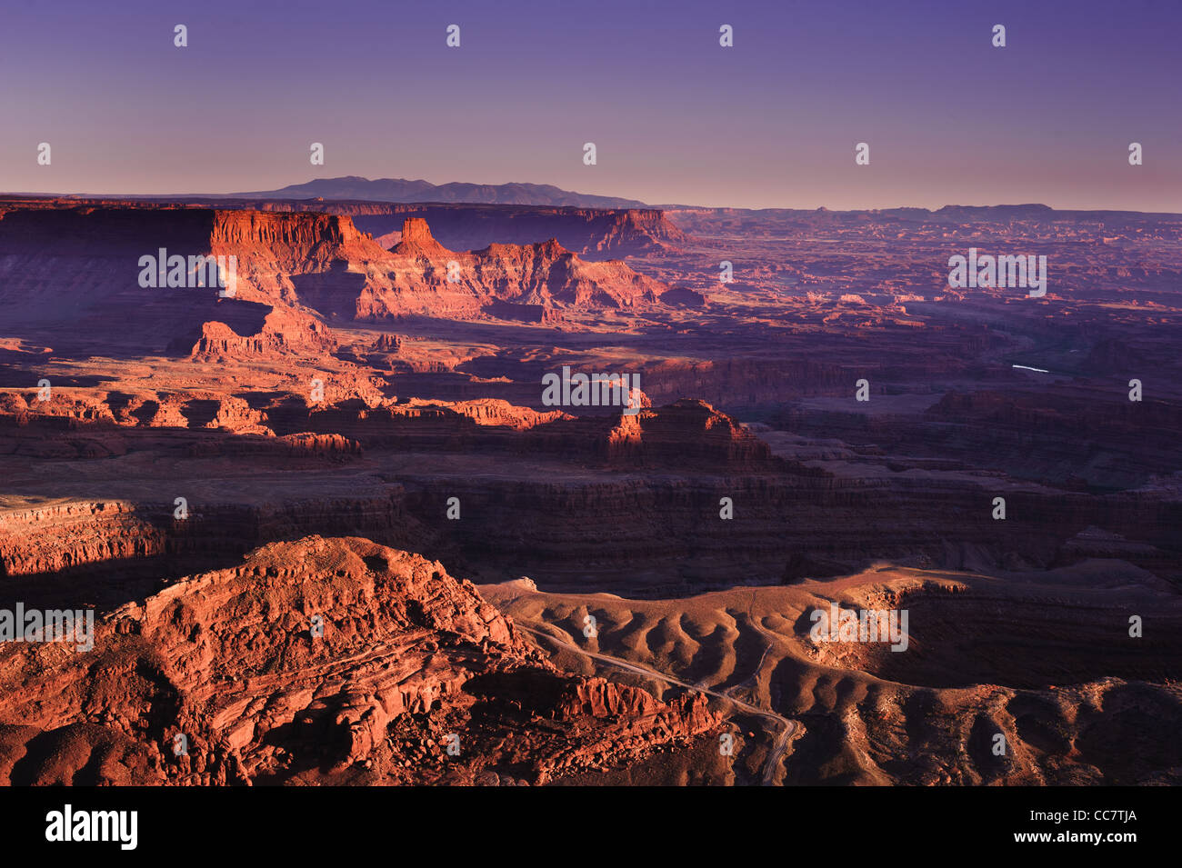 panoramic sunset view from dead horse state park over canyonlands