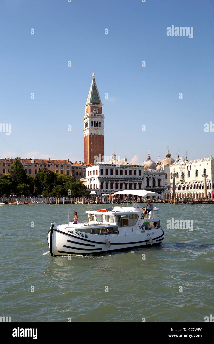 BOATING HOLIDAY VENICE GRAND CANAL ST MARKS Stock Photo