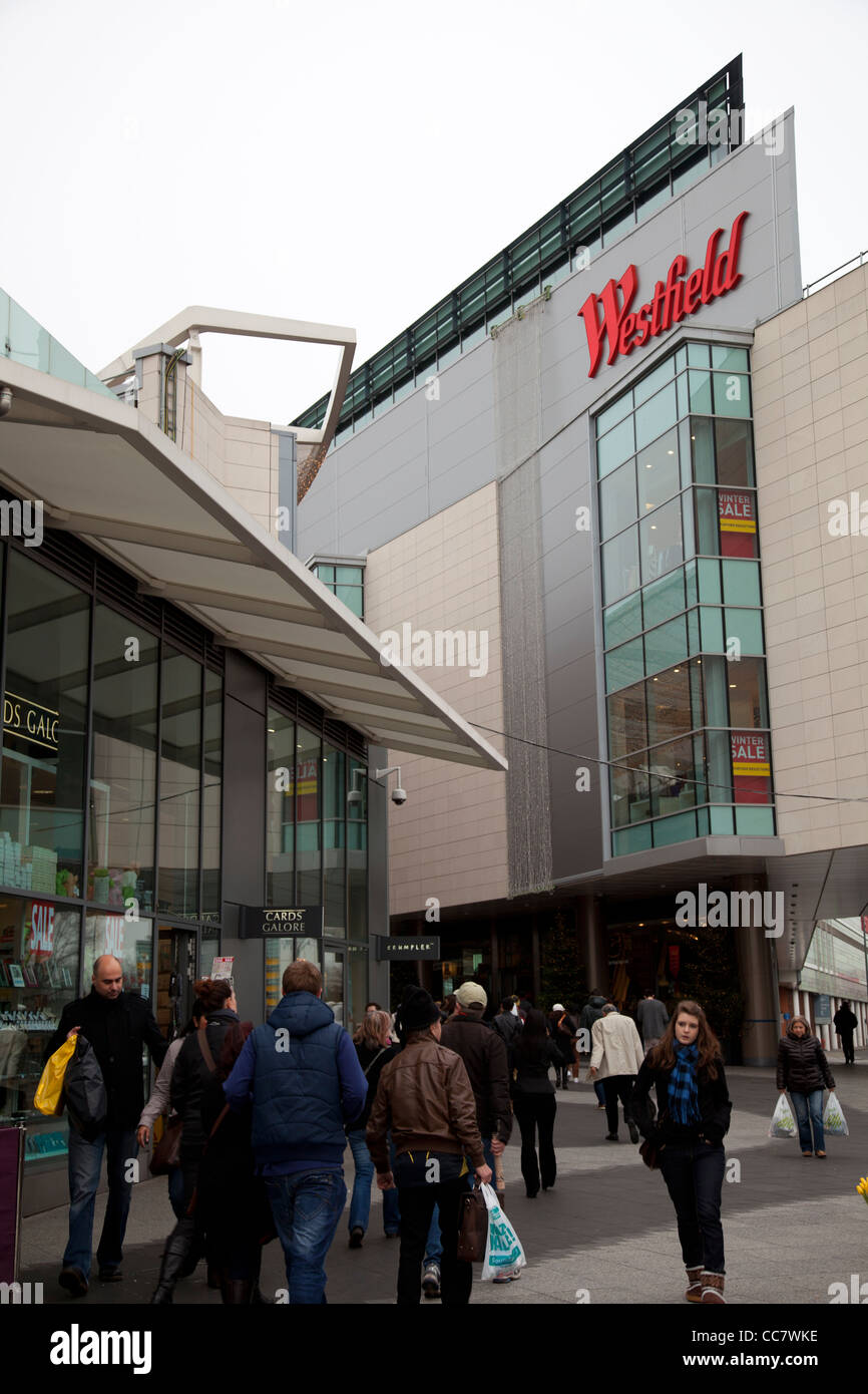 Westfield Shopping Centre approach Stock Photo Alamy