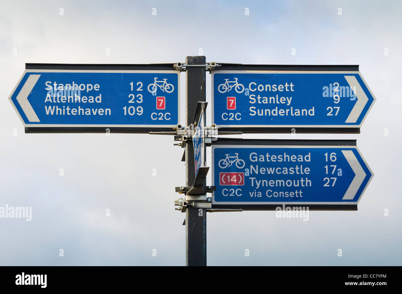C2C cycle route sign on Wasterley Way in County Durham Stock Photo