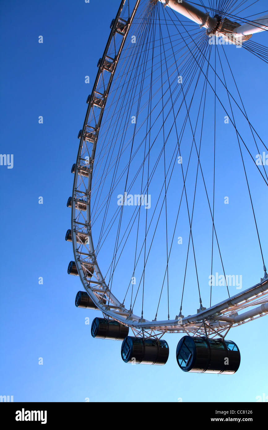 The largest ferris wheel in the world in Singapore Stock Photo Alamy