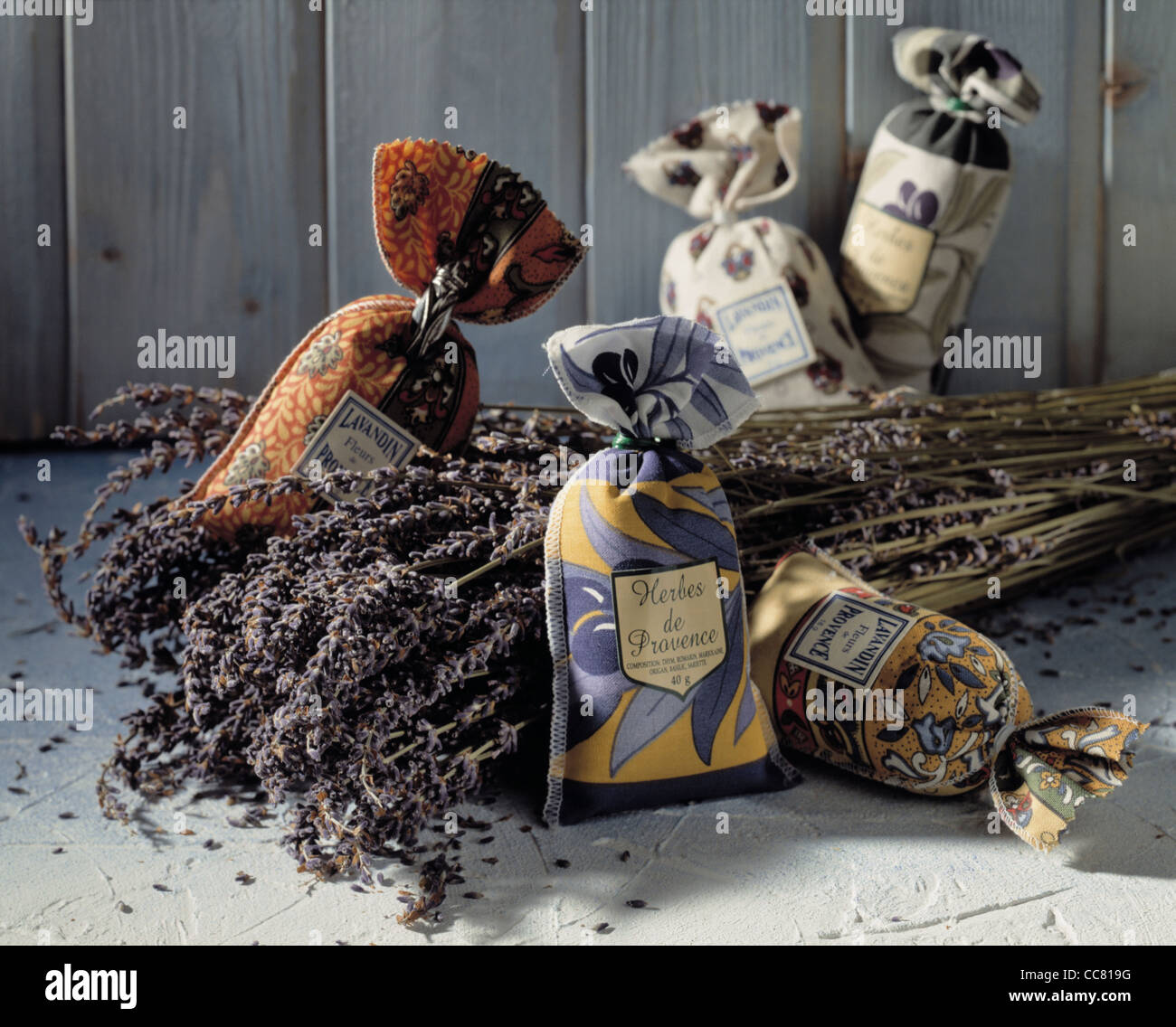 Still herbes de provence and dried lavender blossom Stock Photo Alamy