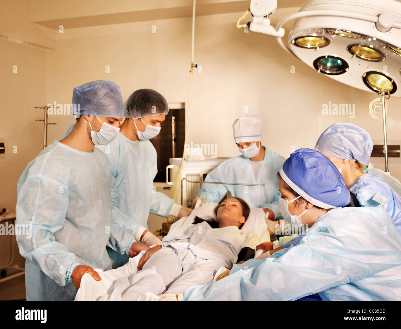 Group of doctors of surgeons operate patients Stock Photo Alamy
