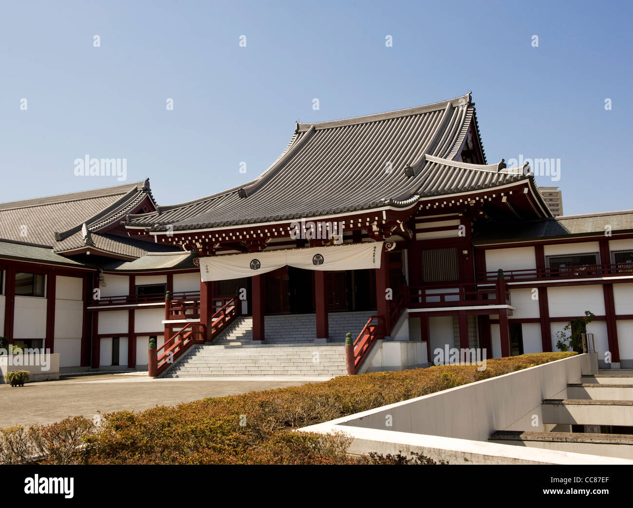 Building within the Zojo-ji Temple complex in Tokyo, Japan, Asia Stock ...