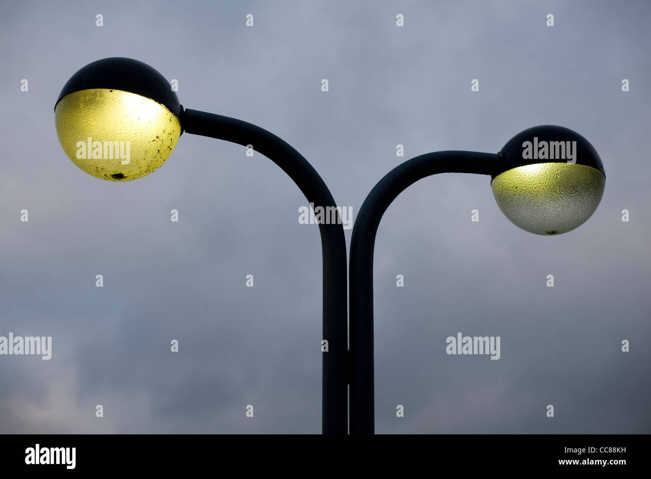 Electric street light hires stock photography and images Alamy