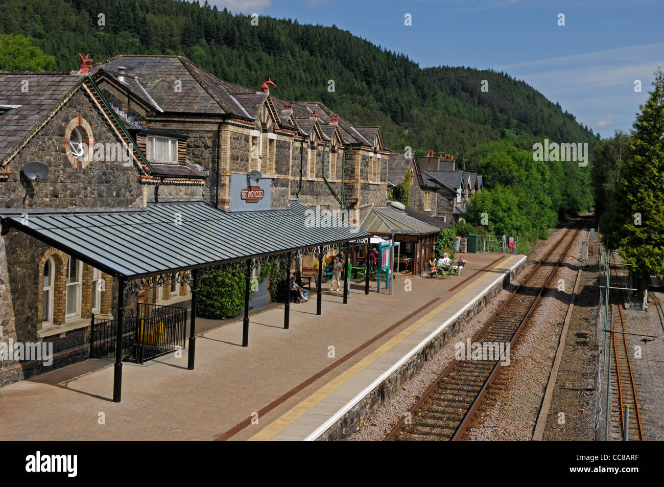 betws-y-coed-rail-station-high-resolution-stock-photography-and-images