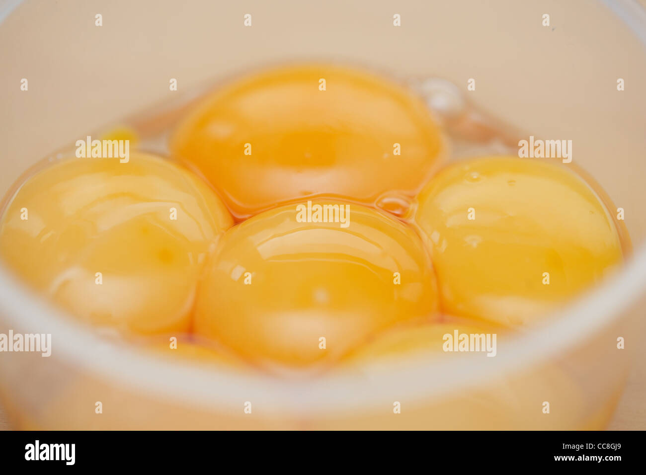 6 egg yokes Stock Photo Alamy