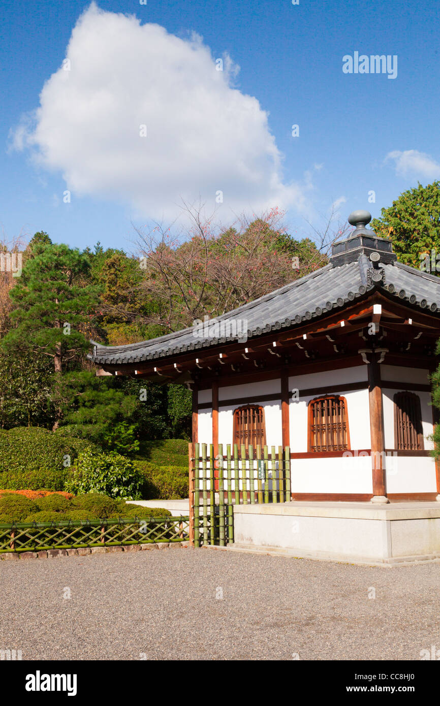 A small school building in the grounds of Ryoan-ji temple in Kyoto, Japan. Stock Photo