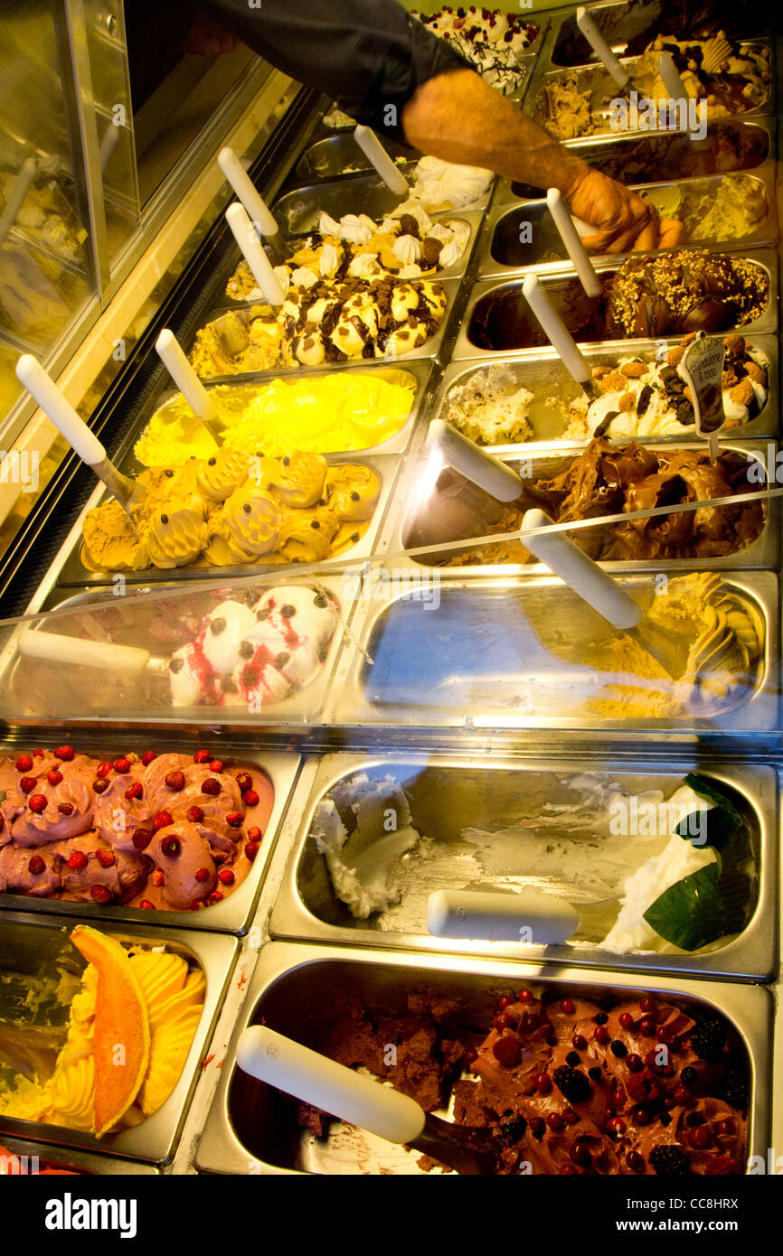 Gelato italian pronunciation hires stock photography and images Alamy