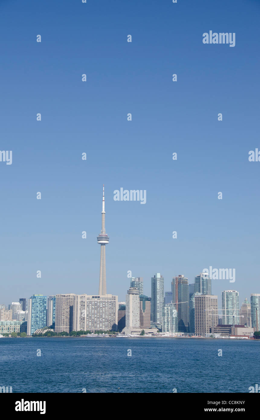 Cn tower toronto overview hi-res stock photography and images - Alamy