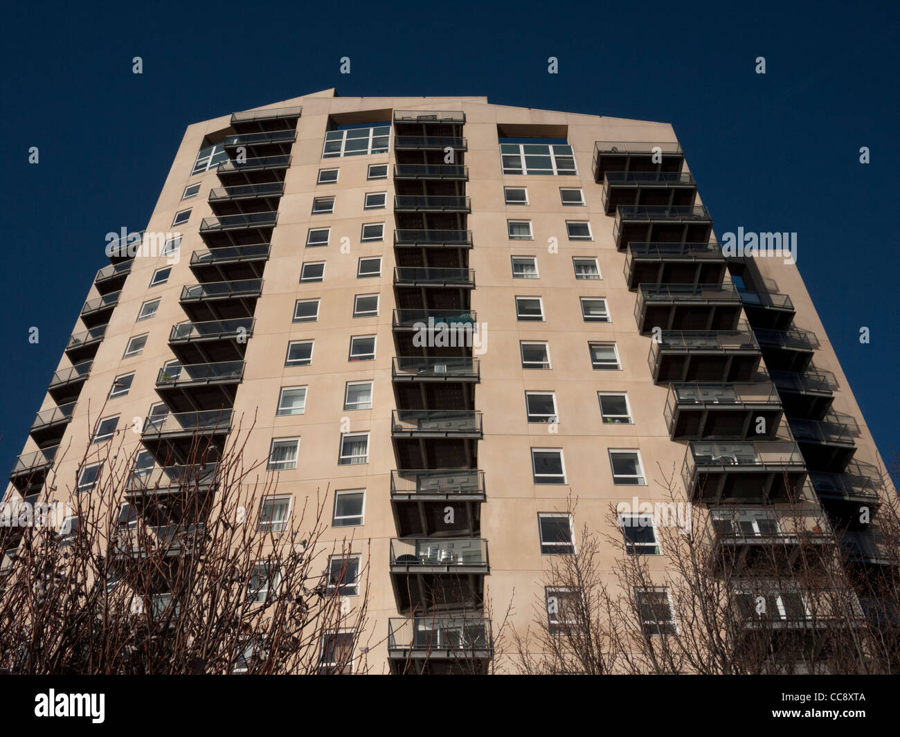 Block Of Flats High Resolution Stock Photography and Images Alamy