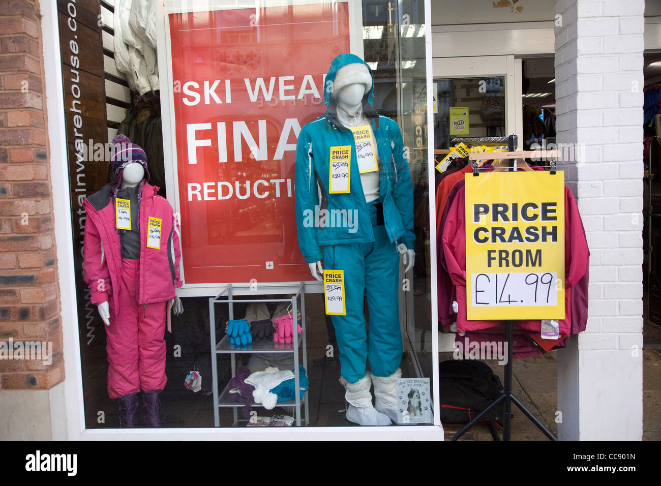 Ski wear final sale shop window display Stock Photo Alamy