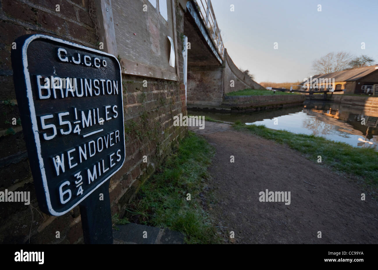 Mile marker showing distance to Braunston and Wendover at Bulbourne Junction on the Grand Union Canal, Herts UK Stock Photo