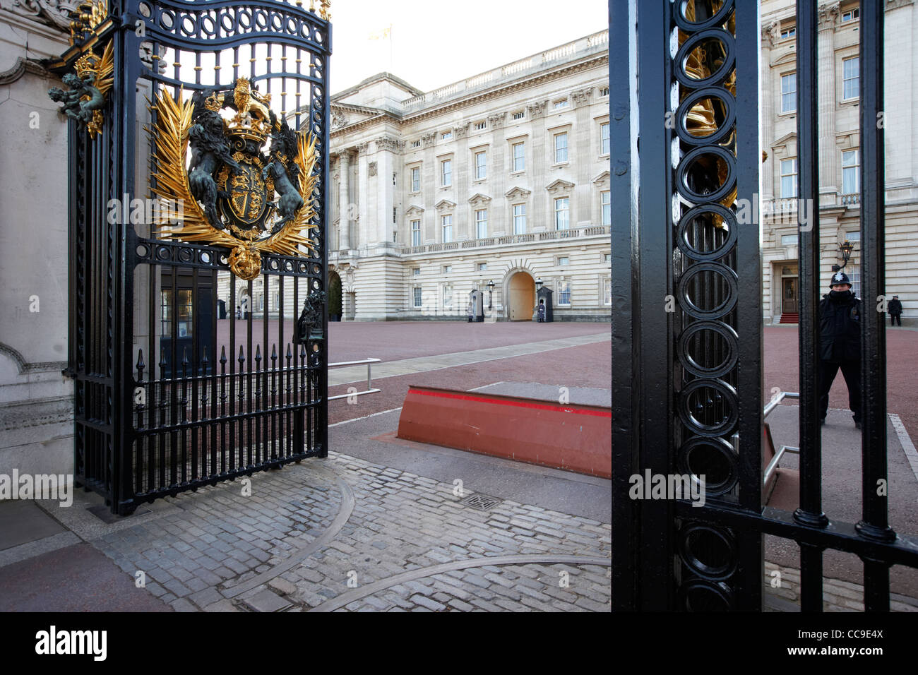 open gates and security barrier at buckingham palace London England UK United kingdom Stock Photo