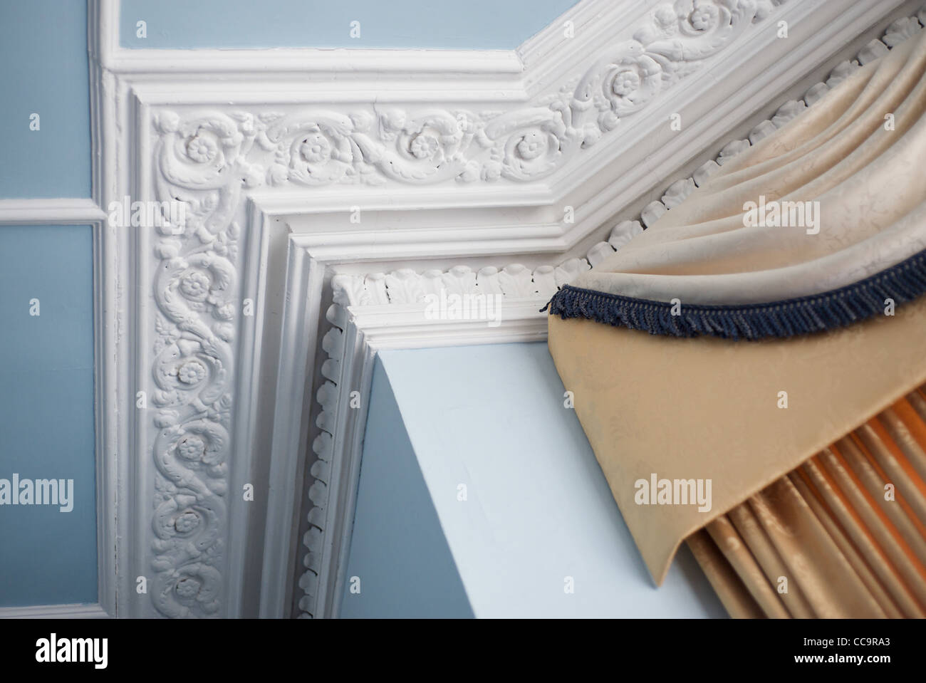 Decorative Ceiling Corner Cornice Stock Photo 42012491 Alamy