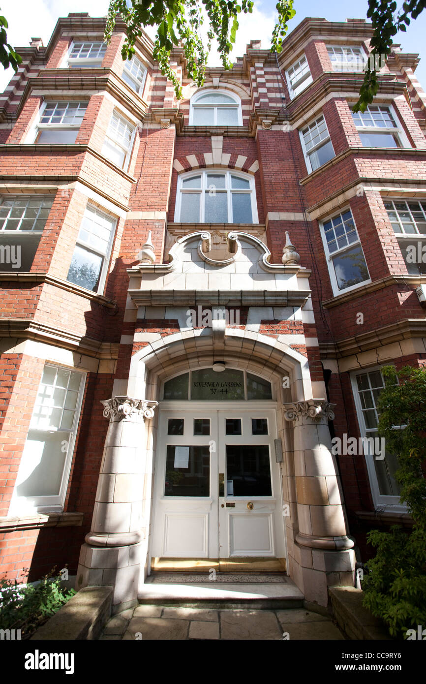 Edwardian mansion blocks converted into flats and maisonettes on Riverview Gardens, Hammersmith, London. Stock Photo