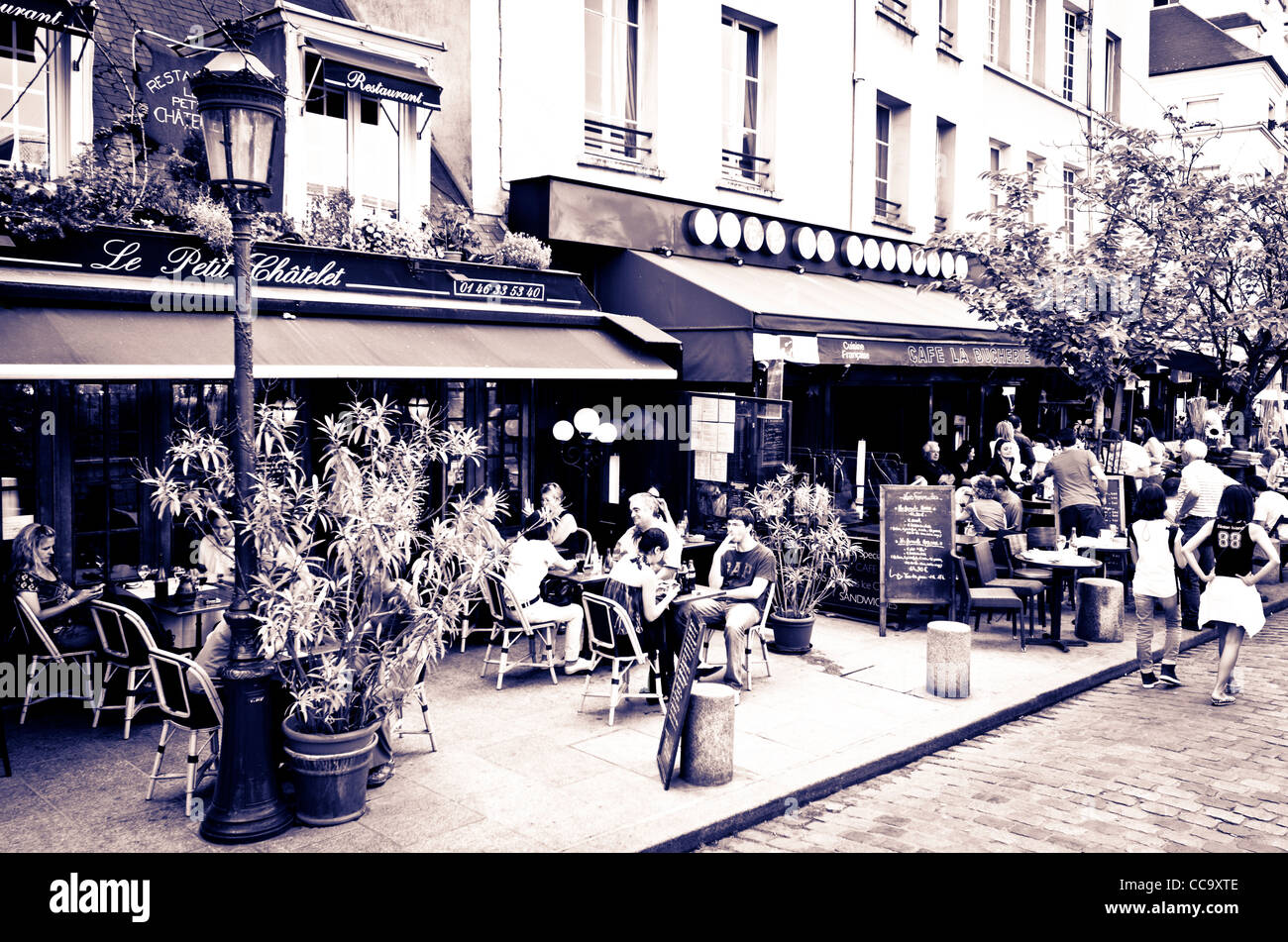 Cafés on Rue de la Bûcherie, Left Bank, Paris, France Stock Photo