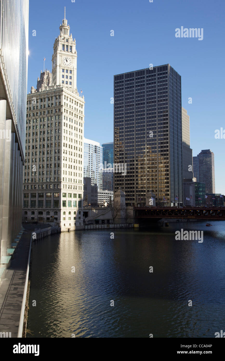 View east from Wabash Ave bridge Chicago River Stock Photo