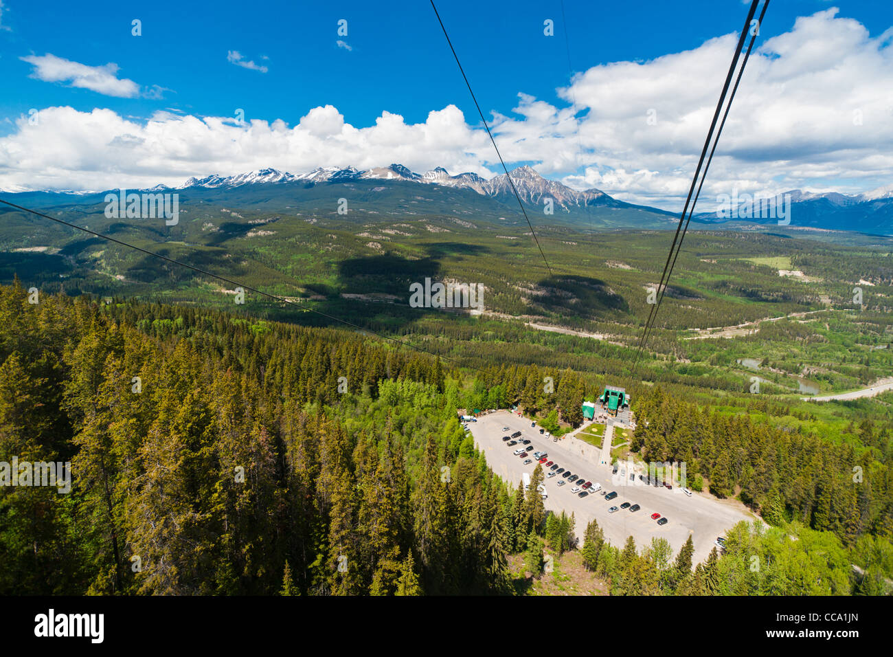 The Jasper tramway gondola departs the lower terminal Stock Photo Alamy